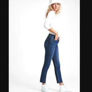 GAP High Rise Cigarette Ankle Jeans